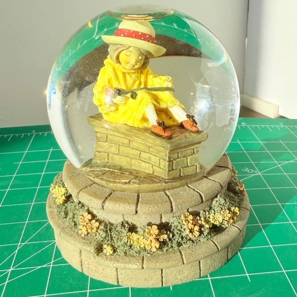 Kim‎ Anderson Forever Young Snow Globe Girl Yellow Dress Red Hat